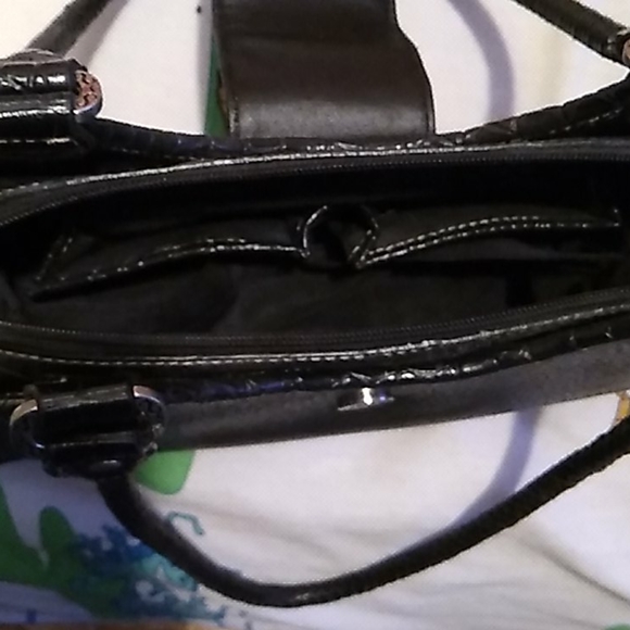 Purse - Picture 2 of 3